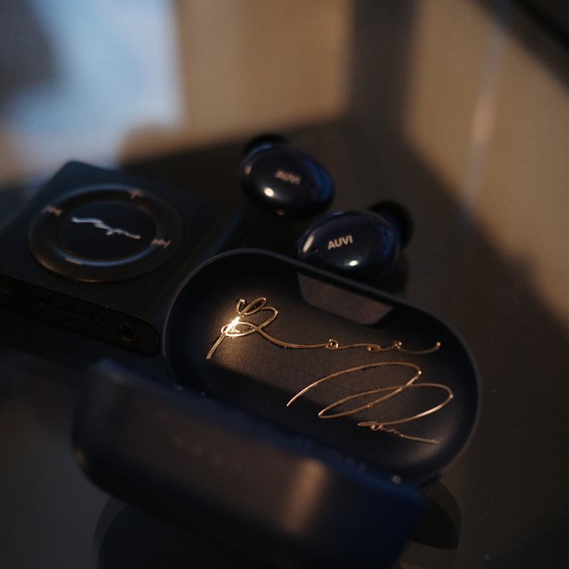 RoseMances x AUVI (Studio-Talk + Pillow) Signature Limited Edition